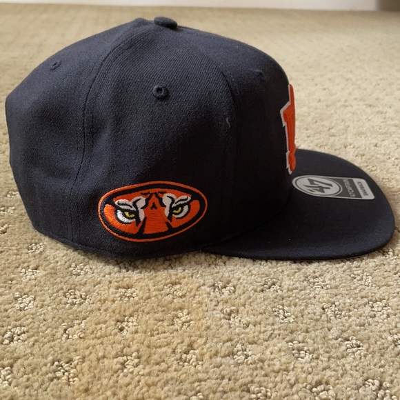 Auburn hat - SnapBack - Picture 3 of 4